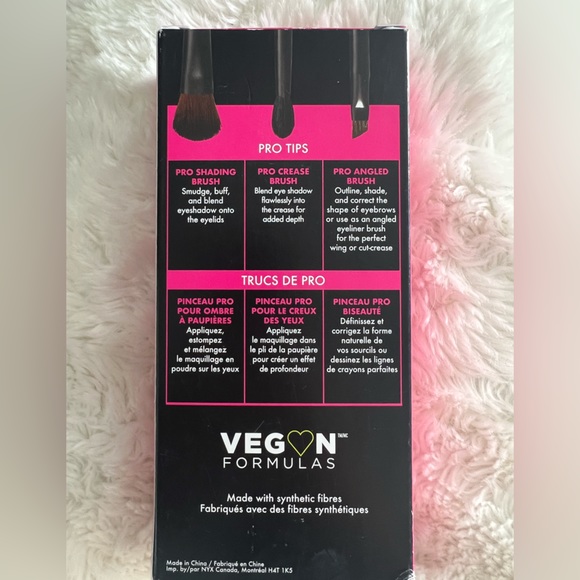 BNIB NYX 3 piece eye brush set - Picture 2 of 2